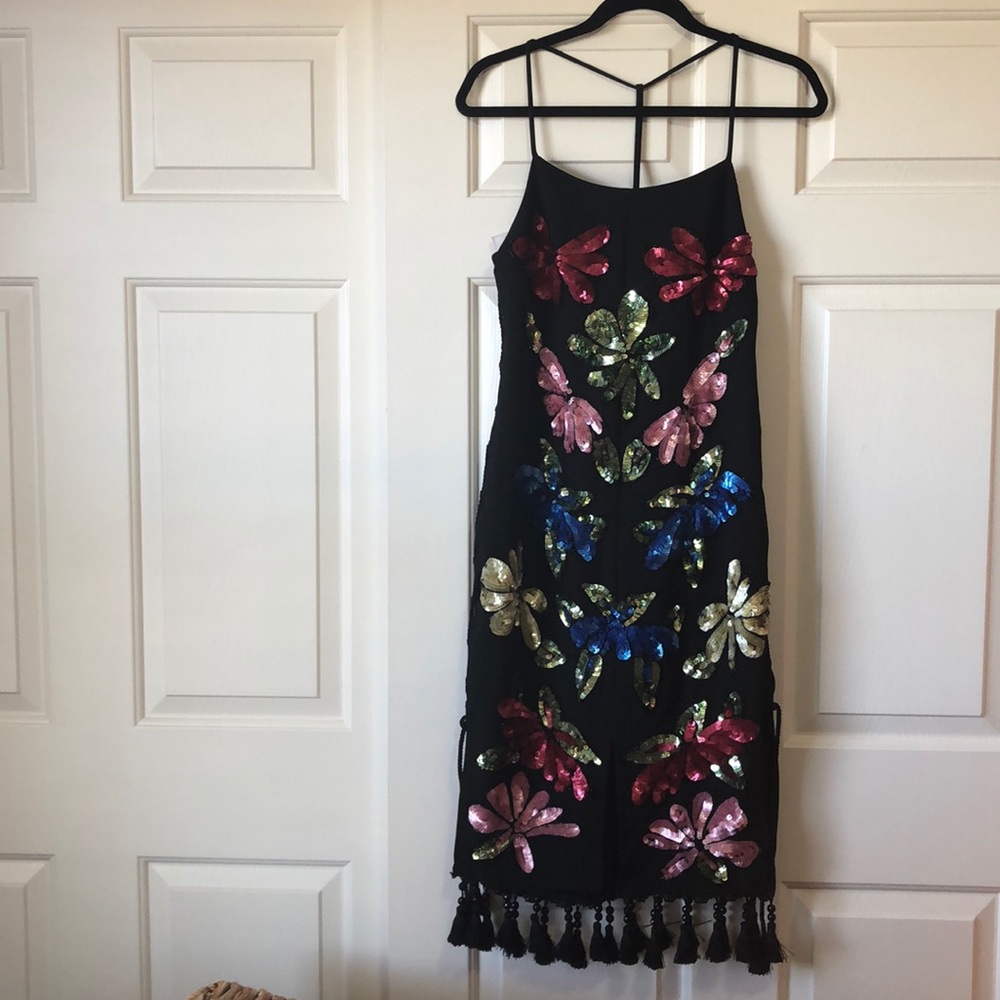 🛍 Nikkim Floral Sequence Dress